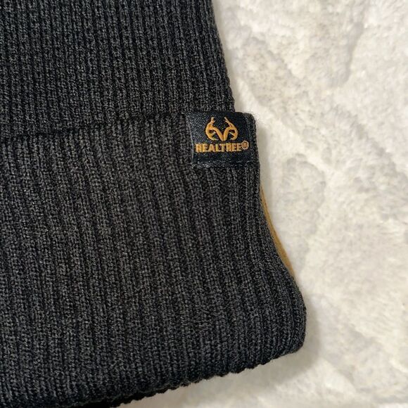 REALTREE Black Ginger Brown 2pc Insulated Knit Thermal Plush Lined Beanies - Picture 8 of 10
